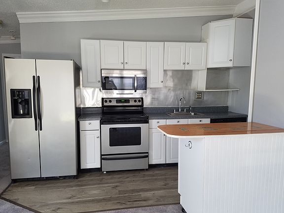 Stainless appliances