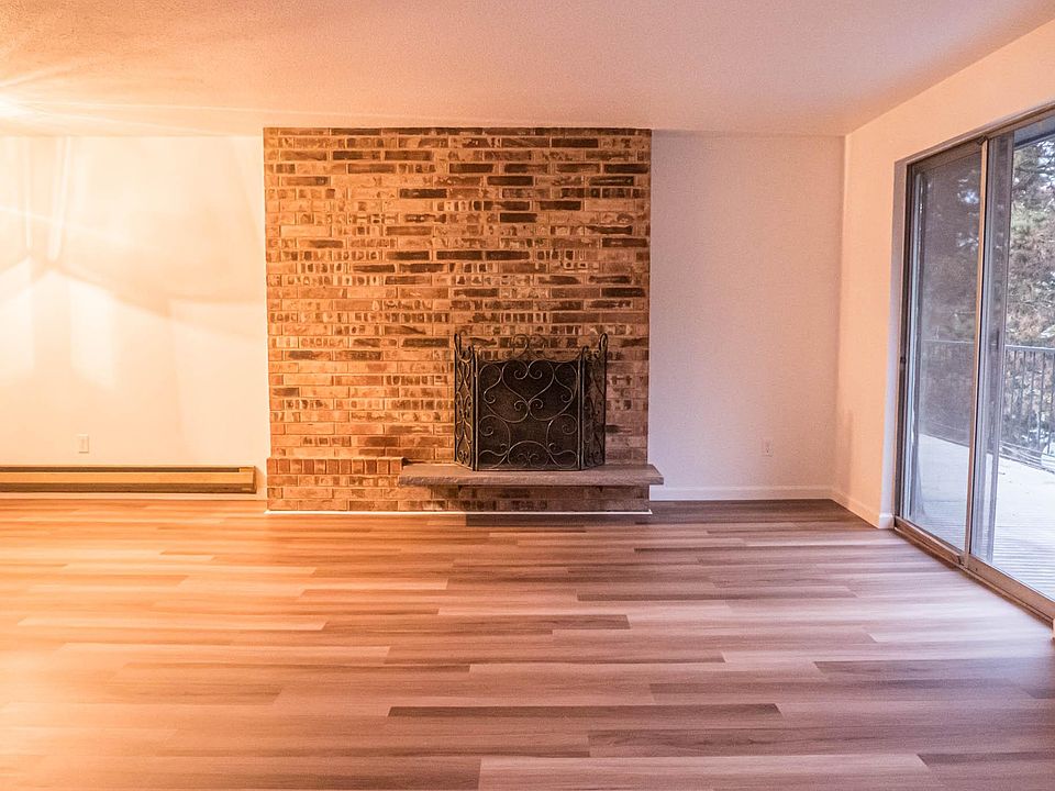 1st image of 15645 42nd Ave S #4