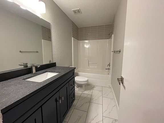 2nd image of 3502 Deerfield Blvd #2
