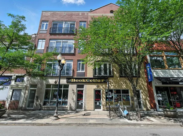 4736 N Lincoln Ave APT 4, Chicago, IL 60625