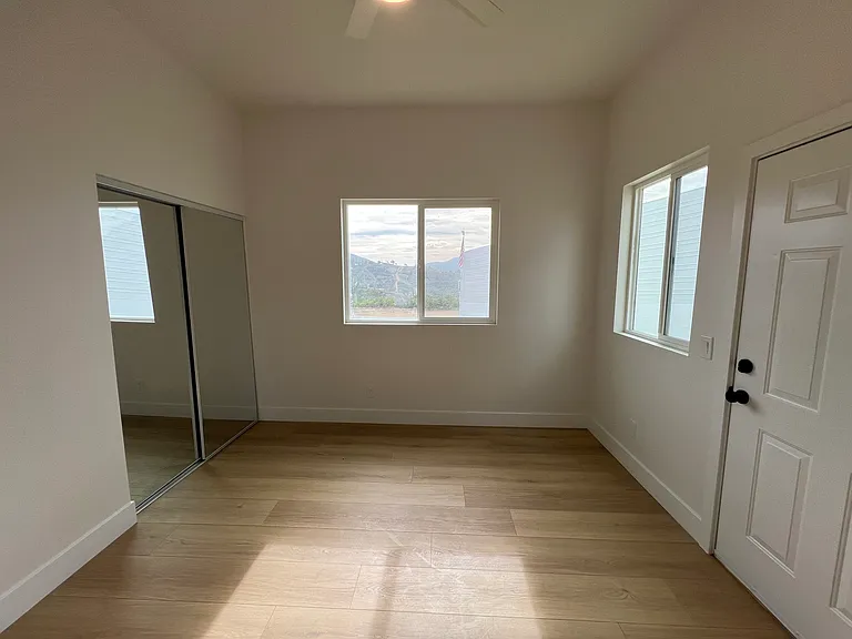 1531 Avohill Dr — Photo 12