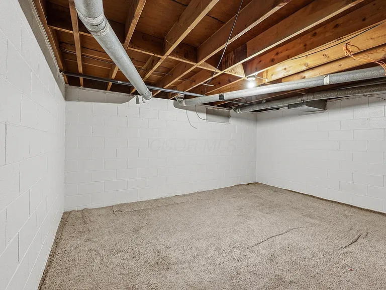1759 Lonsdale Rd #B — Photo 15
