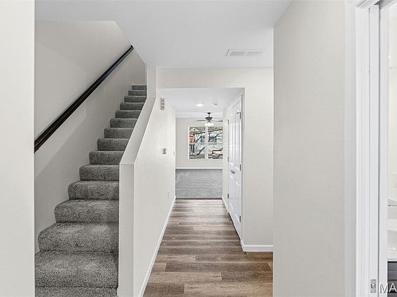 3rd image of 1715 Scheel St