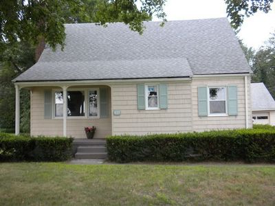 439 Park Ave, Bloomfield, CT, 06002