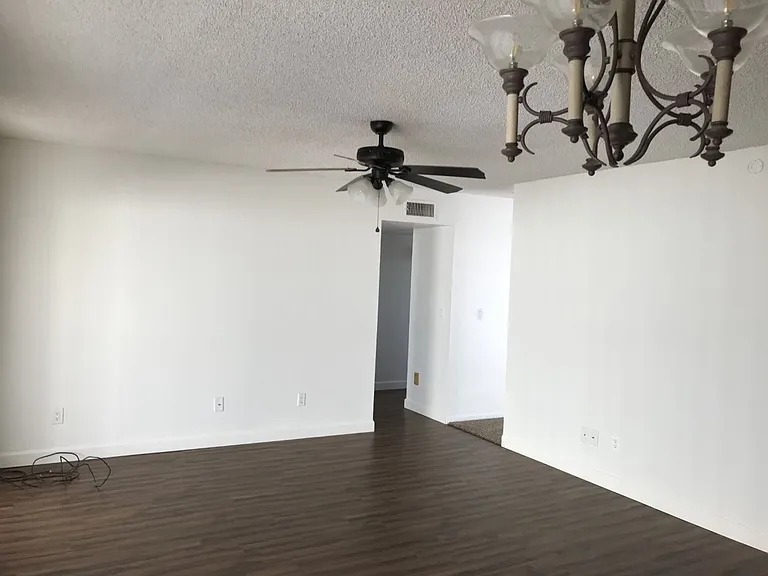 3124 Winterhaven Dr — Photo 13