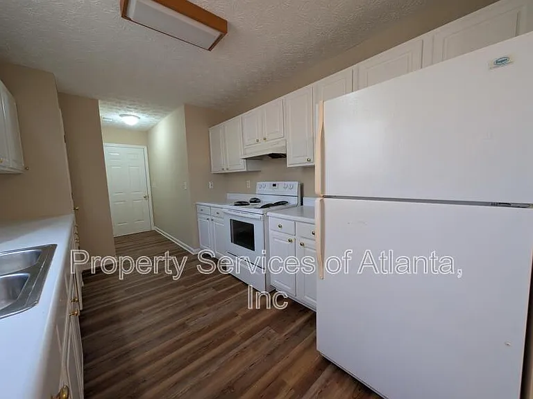 153 Oakland Blvd — Photo 11