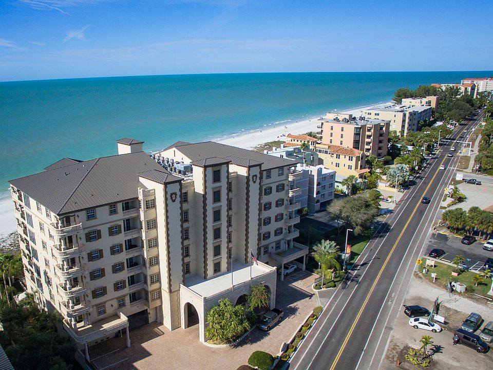 1st image of 19520 Gulf Blvd APT 402