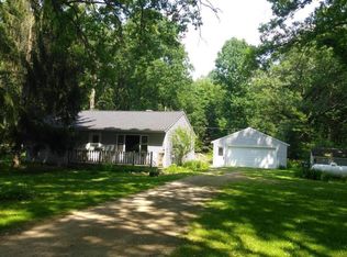 50157 38th St, Paw Paw, MI 49079