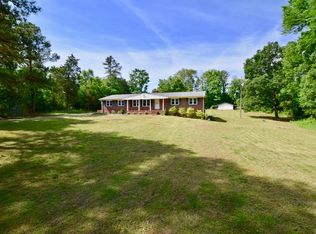 698 Turkey Island Rd, Crewe, VA 23930