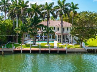 1047 S Southlake Dr, Hollywood, FL 33019