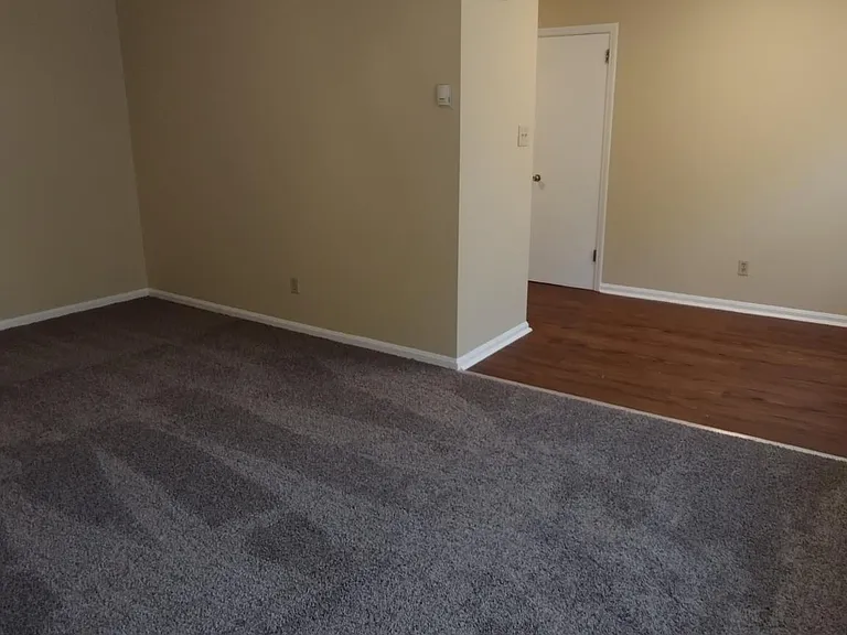 2163 Cypress Dr #F — Photo 2