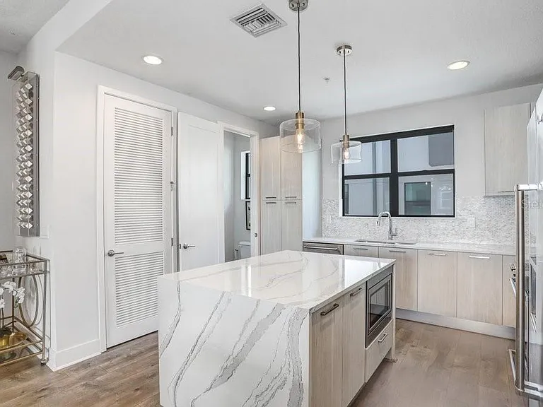 2511 N Grady Ave #85 — Photo 8
