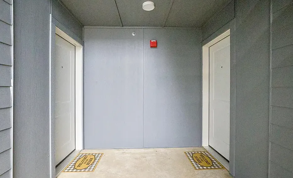 2 bed, 781 sqft, $1,895 — Photo 2