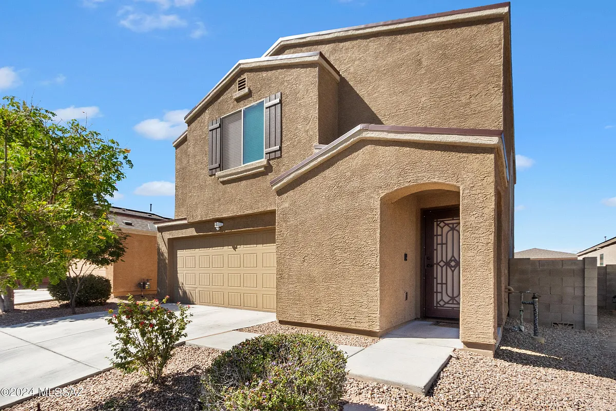 Building Photo - 5996 S Antrim Loop