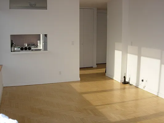 Rented by NY NY Condo, Inc | media 3