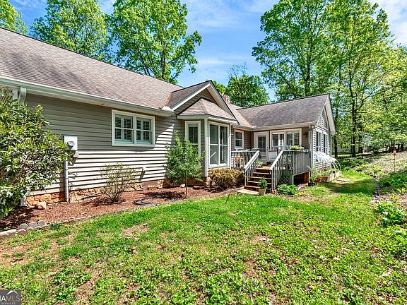 373 Deerfield Cir, Mount Airy, GA 30563 | MLS #10227065 | Zillow