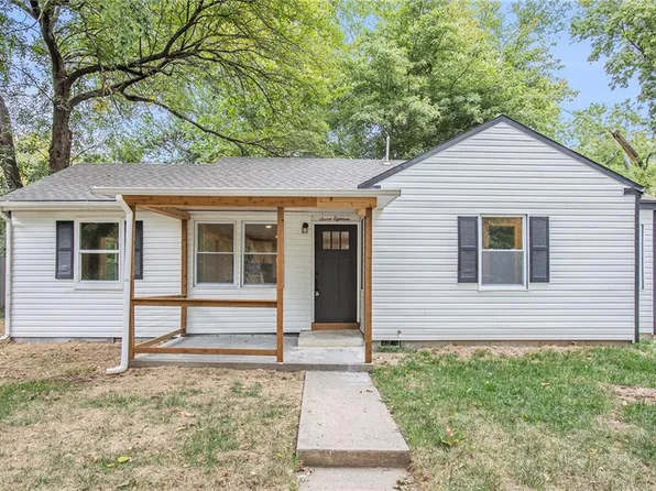718 NE 44th Ter, Kansas City, MO 64116