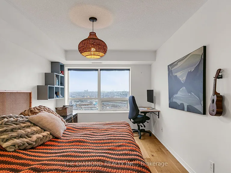 61 Heintzman St #1501 — Photo 24