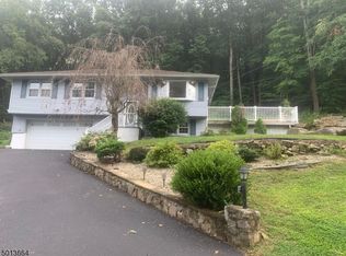 3 Appio Dr, Randolph, NJ 07869