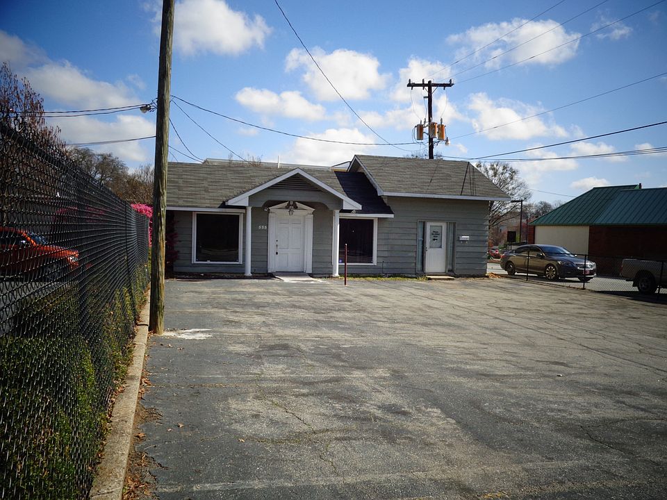 1st image of 525 Magnolia St