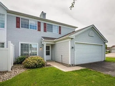 2 bed, 1.5 bath, 1204 sqft, $2,150 — Photo 1