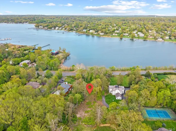 367A E Shore Road, Great Neck, NY 11023