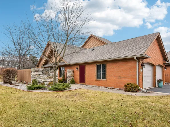 924 Cornwallis Ln, Munster, IN 46321
