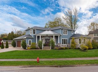 2775 Country Club Blvd, Rocky River, OH 44116