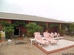 10193 E Line Dr, Kingman, AZ 86401