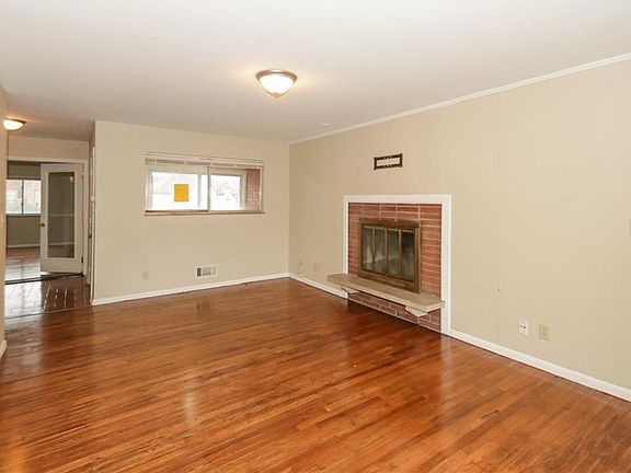 5th image of 6929 E 52nd St