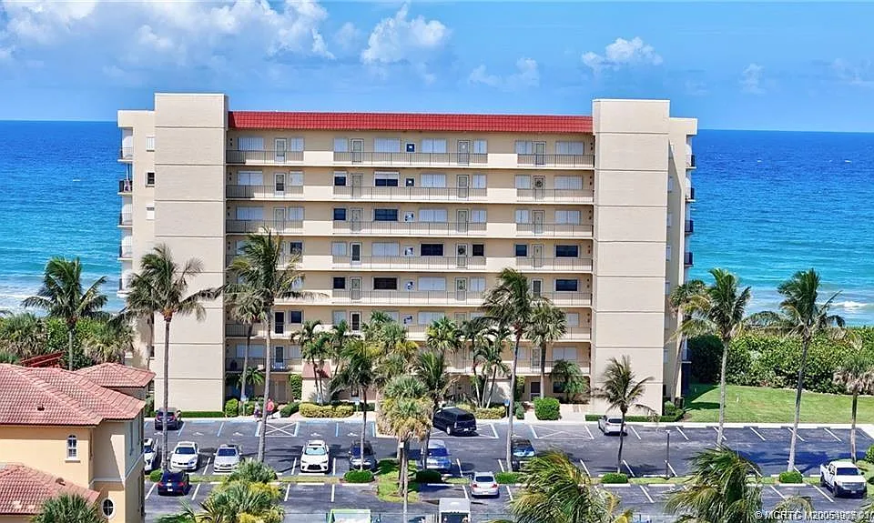 7410 S Ocean Dr #209