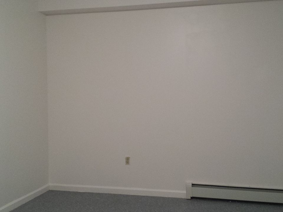 Spacious Living room/ Dining room area