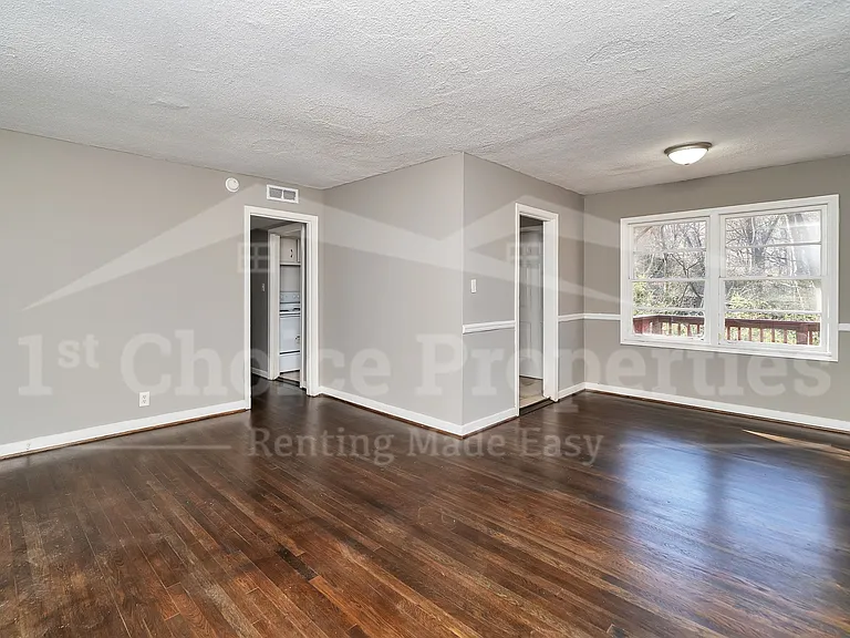 832 Alden Ave — Photo 8