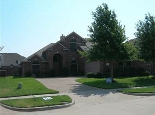 5816 Prairie View Ct, Grand Prairie, TX 75052