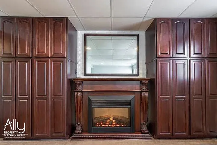 170 W Rosewood Dr — Photo 35