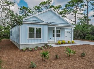 1693 Saint Georges Ct, Carrabelle, FL 32328