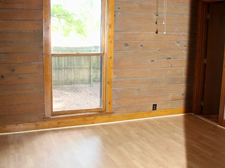 528 Mailman Rd — Photo 17