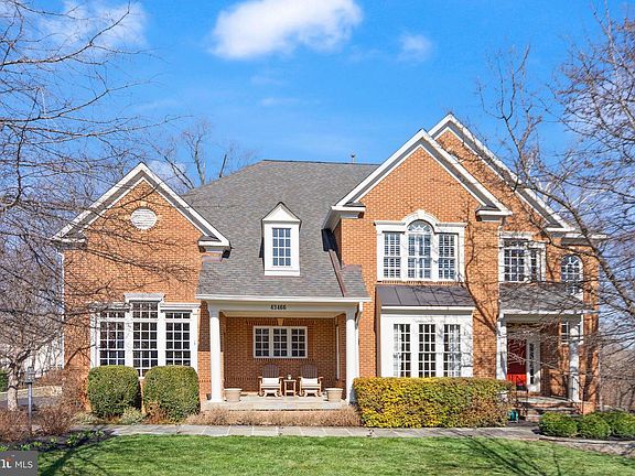 3rd image of 43466 Squirrel Ridge Pl