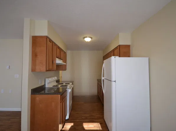 Belmont Homes, 410 S Smith St #19, Windsor, MO 65360