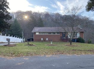 3749 Hemlock Park Cir, Kingsport, TN 37663