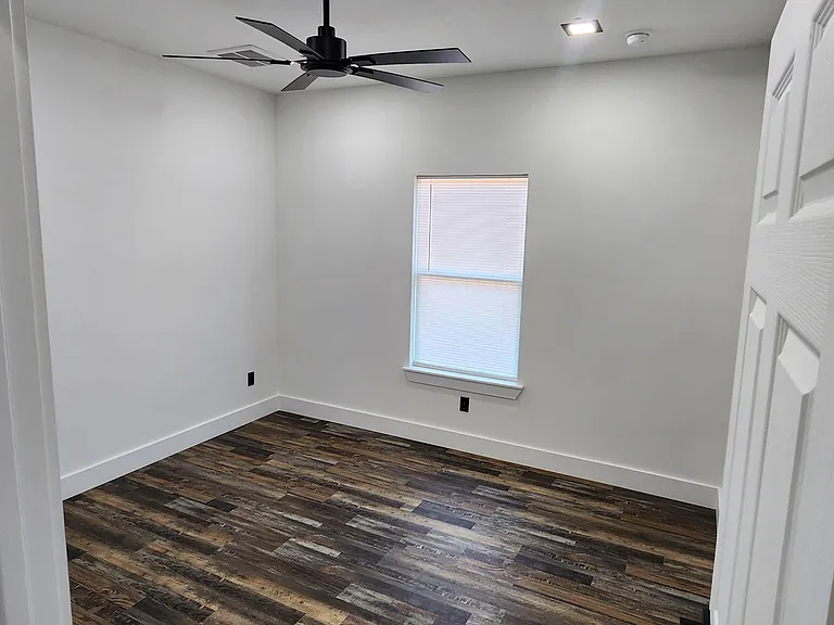 403 Road 5604 — Photo 3