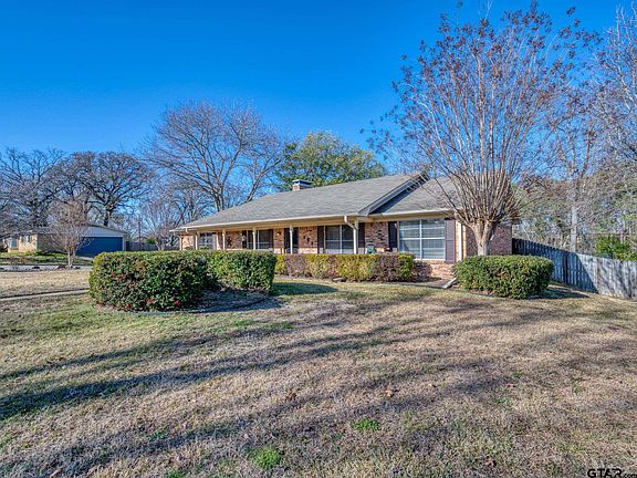3rd image of 800 Joel Dr