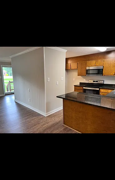 7076 Kennedy Rd — Photo 6