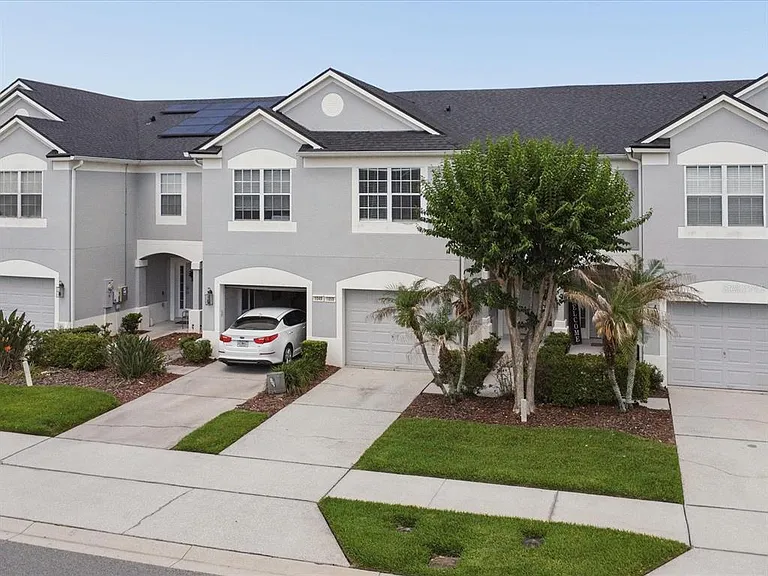 1055 Rock Harbor Ave — Photo 3