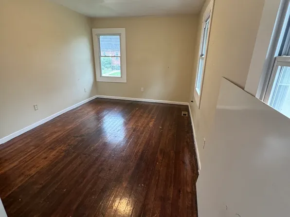 208 N Enola Dr, Enola, PA 17025