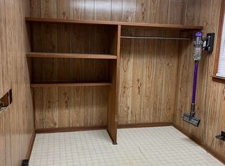 607 6th St NE, Arab, AL 35016