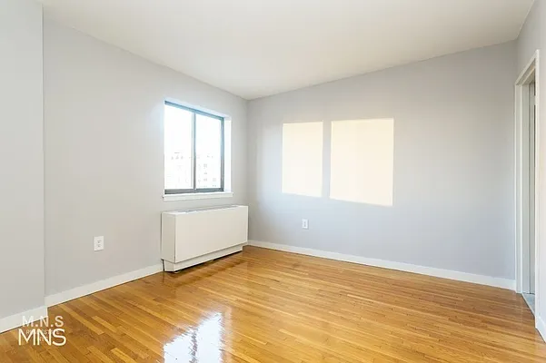 Rented by MNS | media 6