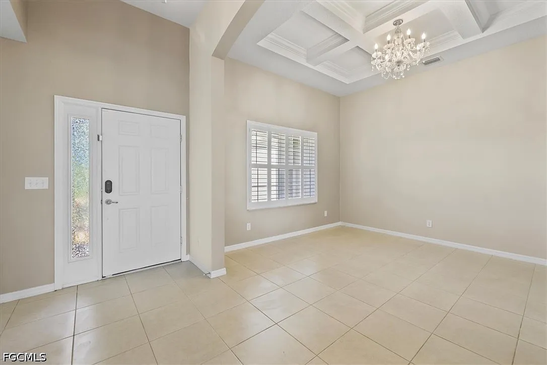 5 bed, 3.0 bath, 2606 sqft, $3,500 — Photo 3
