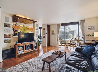 2018 Walnut 32 St #27C, Philadelphia, PA 19103