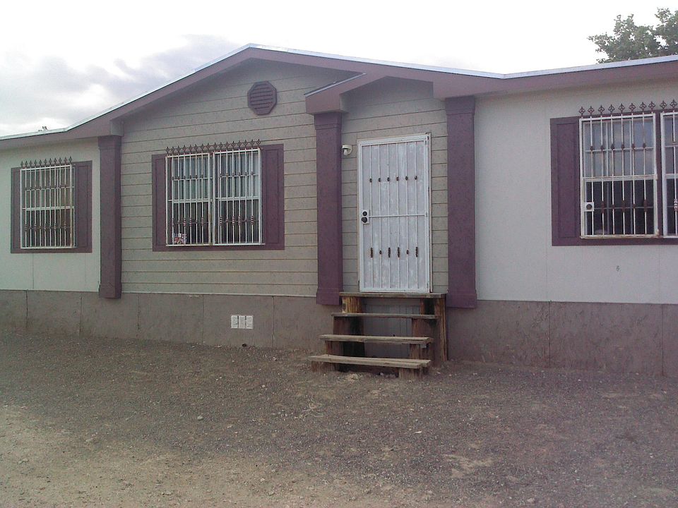 1st image of 932 Luna Dr
